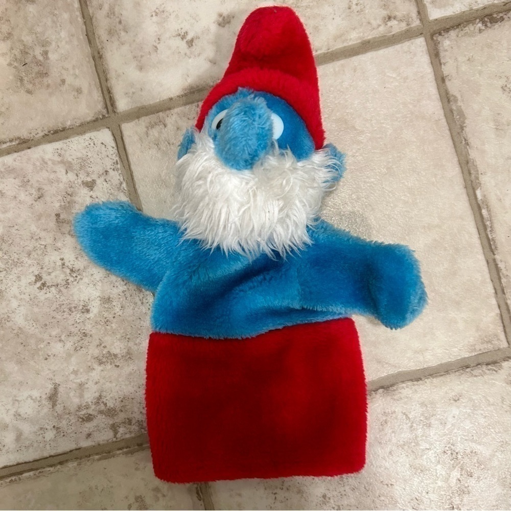 Retro Papa Smurf puppet 1981